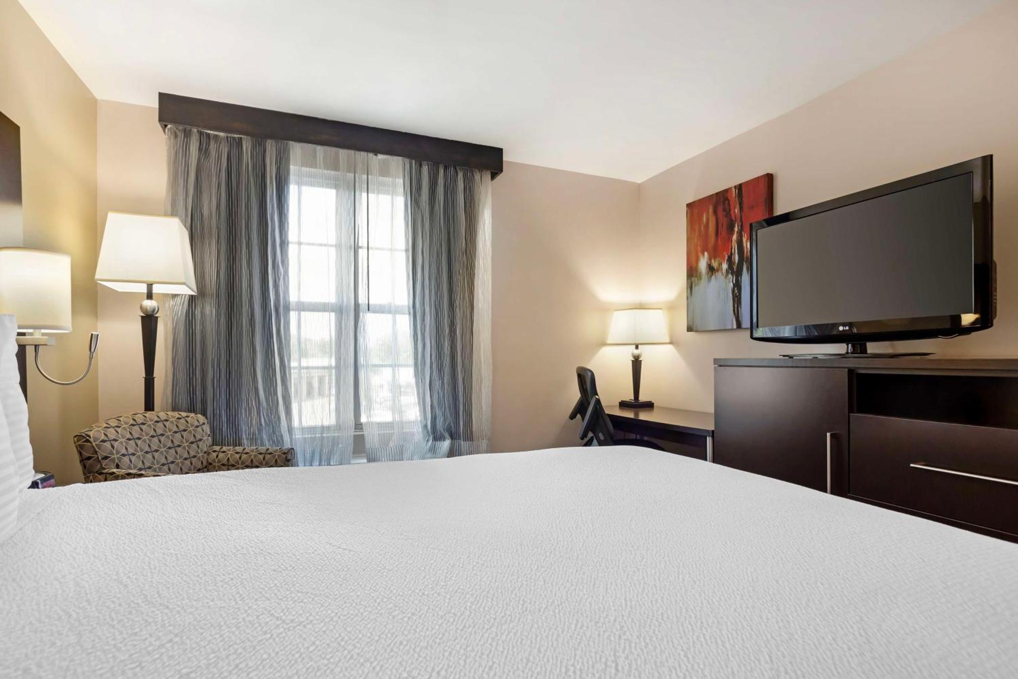 Best Western Plus Fairfield Hotel Bagian luar foto